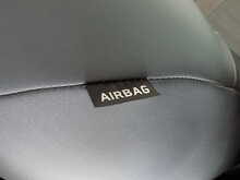 Peugeot 208 PureTech Allure