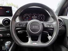 Audi Q2 TFSI CoD S line
