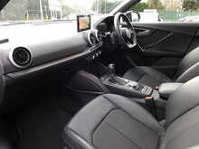 Audi Q2 TFSI CoD S line