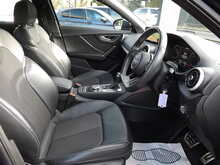 Audi Q2 TFSI CoD S line