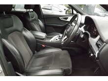 Audi Q7 TDI V6 S line