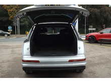Audi Q7 TDI V6 S line