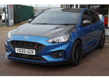 Ford Focus T EcoBoost ST-Line X
