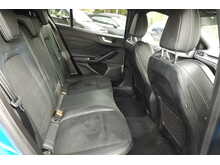 Ford Focus T EcoBoost ST-Line X