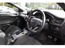 Ford Focus T EcoBoost ST-Line X