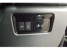 Jaguar F-PACE D180 Chequered Flag