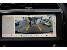 Jaguar F-PACE D180 Chequered Flag