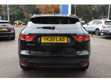 Jaguar F-PACE D180 Chequered Flag