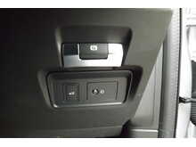 Land Rover Discovery Sport D240 MHEV HSE