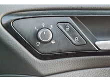 Volkswagen Golf TSI BlueMotion Tech R