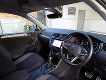 Volkswagen Tiguan TSI Active