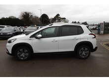 Peugeot 2008 PureTech Signature