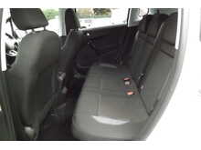 Peugeot 2008 PureTech Signature