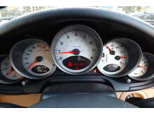 Porsche 911 997.2 Carrera 4S Cabriolet