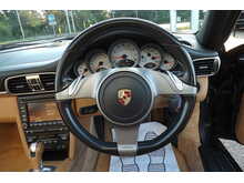 Porsche 911 997.2 Carrera 4S Cabriolet