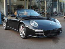 Porsche 911 997.2 Carrera 4S Cabriolet