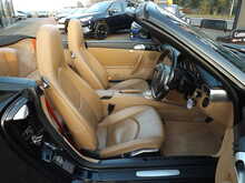 Porsche 911 997.2 Carrera 4S Cabriolet