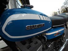 Suzuki GT250 