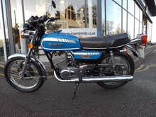 Suzuki GT250 