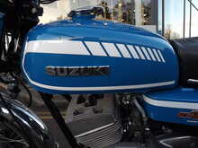 Suzuki GT250 