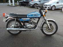 Suzuki GT250 