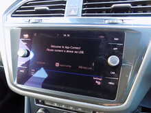 Volkswagen Tiguan Allspace TSI SE Nav