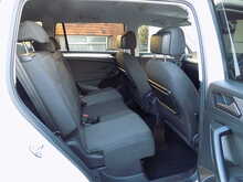 Volkswagen Tiguan Allspace TSI SE Nav