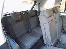 Volkswagen Tiguan Allspace TSI SE Nav