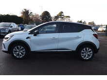 Renault Captur TCe Iconic