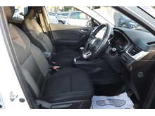 Renault Captur TCe Iconic