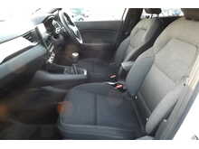 Renault Captur TCe Iconic