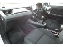 Renault Captur TCe Iconic