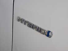 Toyota Yaris VVT-h Dynamic