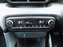 Toyota Yaris VVT-h Dynamic