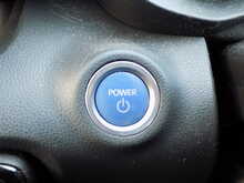 Toyota Yaris VVT-h Dynamic