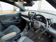 Toyota Yaris VVT-h Dynamic