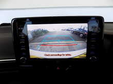 Toyota Yaris VVT-h Dynamic