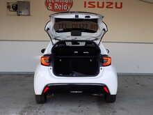 Toyota Yaris VVT-h Dynamic