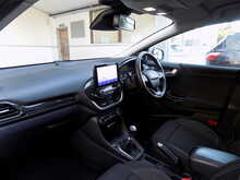 Ford Puma T EcoBoost Titanium