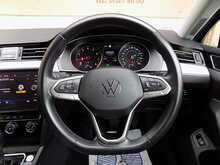 Volkswagen Passat TSI EVO SE Nav