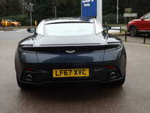 Aston Martin DB11 V12