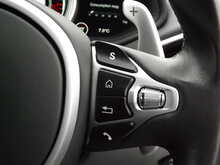 Aston Martin DB11 V12