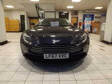 Aston Martin DB11 V12