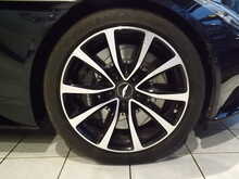 Aston Martin DB11 V12