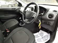 Hyundai i10 Play