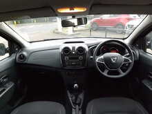 Dacia Sandero SCe Essential