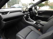 Toyota RAV4 VVT-h Dynamic