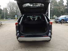 Toyota RAV4 VVT-h Dynamic