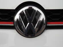Volkswagen Golf TSI GTI Performance