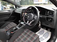 Volkswagen Golf TSI GTI Performance